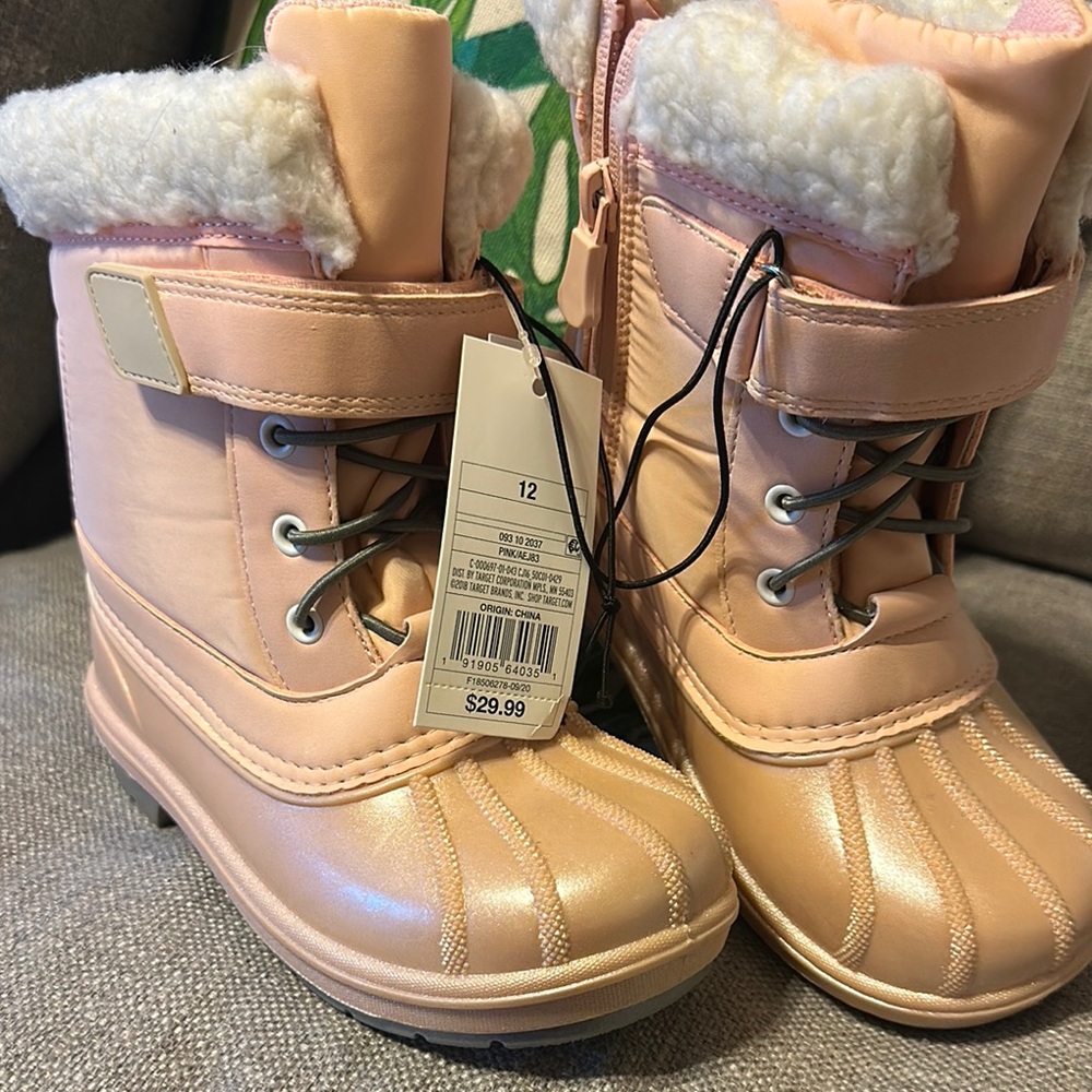 Pink Winter Boots with Faux Fur Lining
